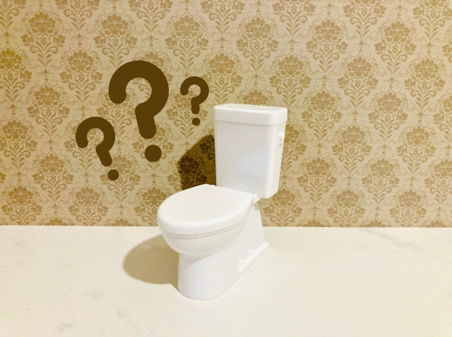 トイレ配管の詰まり原因と業者への修理依頼時の注意点